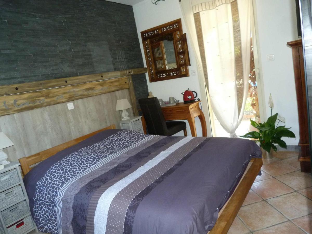 Les Bambous B&B Levens Dış mekan fotoğraf