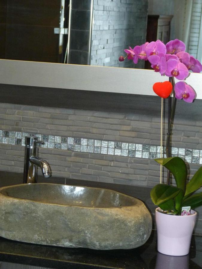 Les Bambous B&B Levens Dış mekan fotoğraf