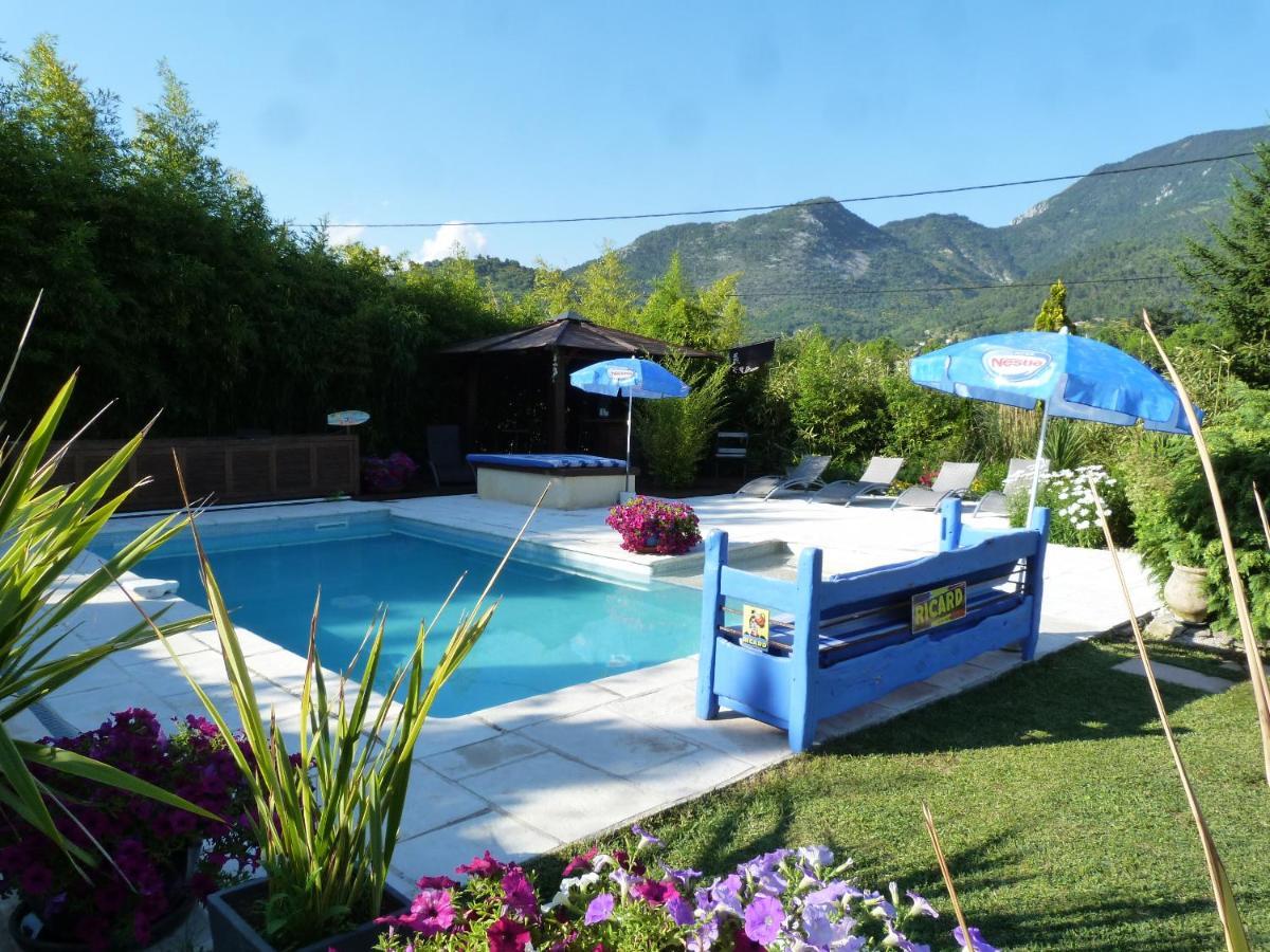 Les Bambous B&B Levens Dış mekan fotoğraf